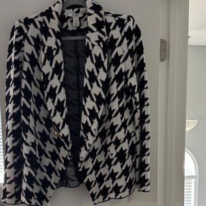 White House Black Market Black and White Houndstooth Blazer